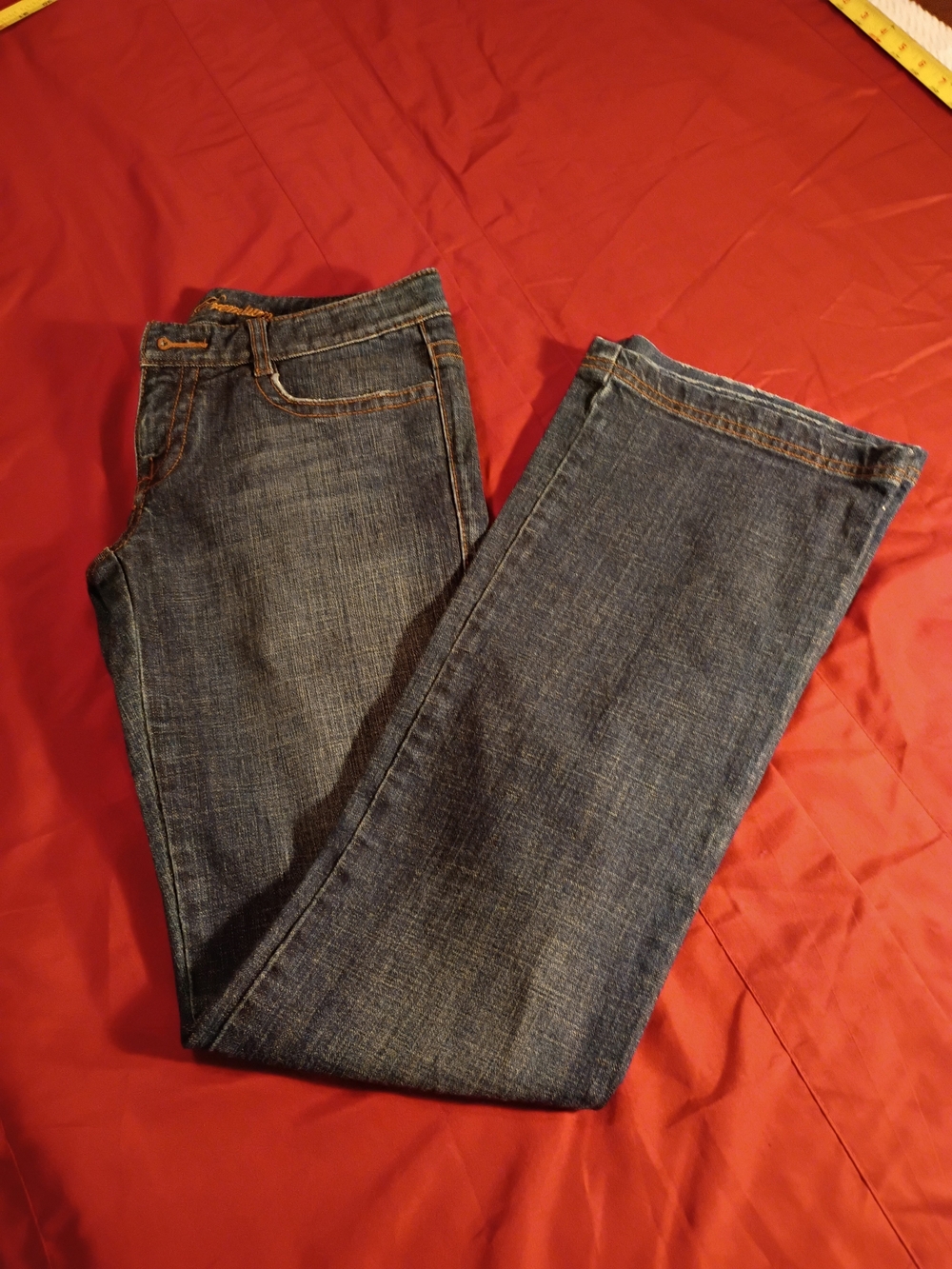Women's Straight-Leg Jeans in Dark Blue